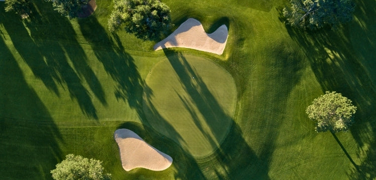 Aerial picture of epic golf hole